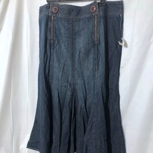 BANDOLINO DENIM SKIRT NWT SIZE 14
